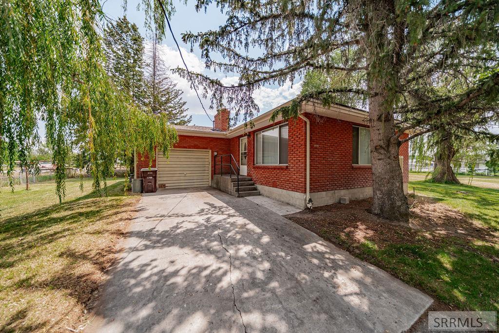 Listing Photo 2178335