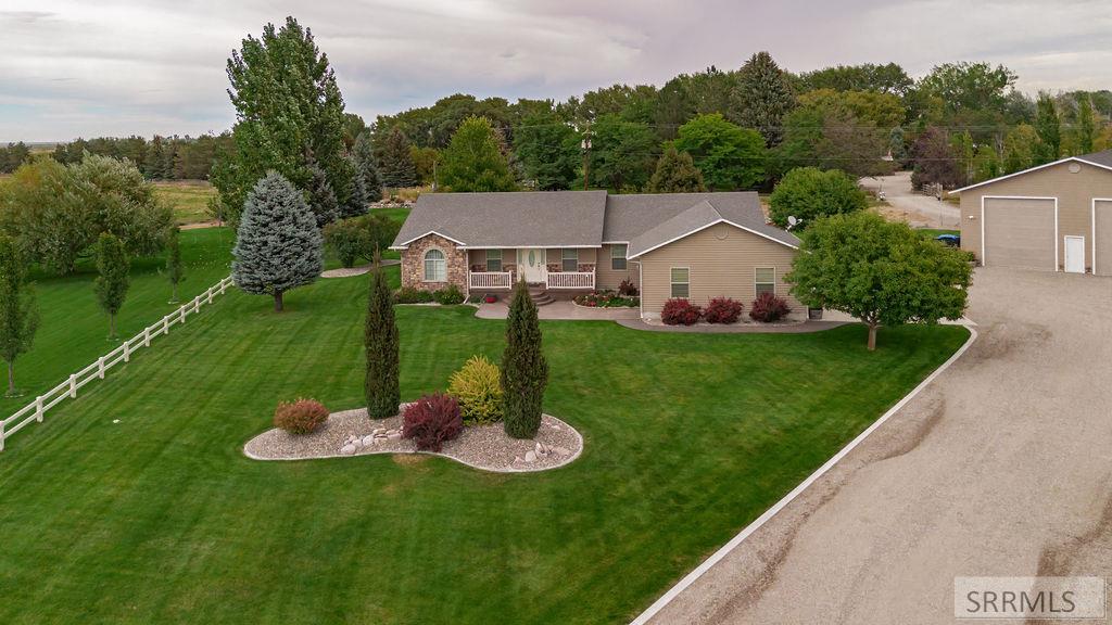 Listing Photo 2179582